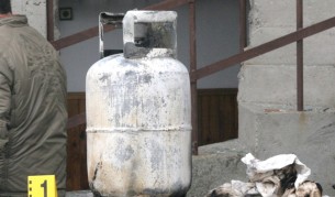 Газова бутилка гръмна в сервиз в Айтос и рани шестима
