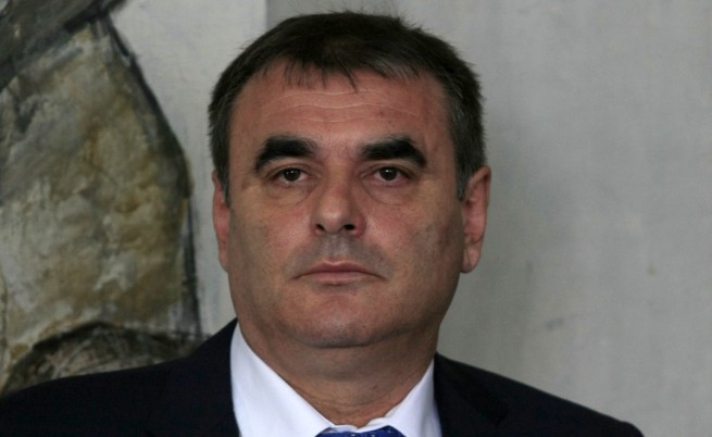 Министър Папазов смени шефа на летище 