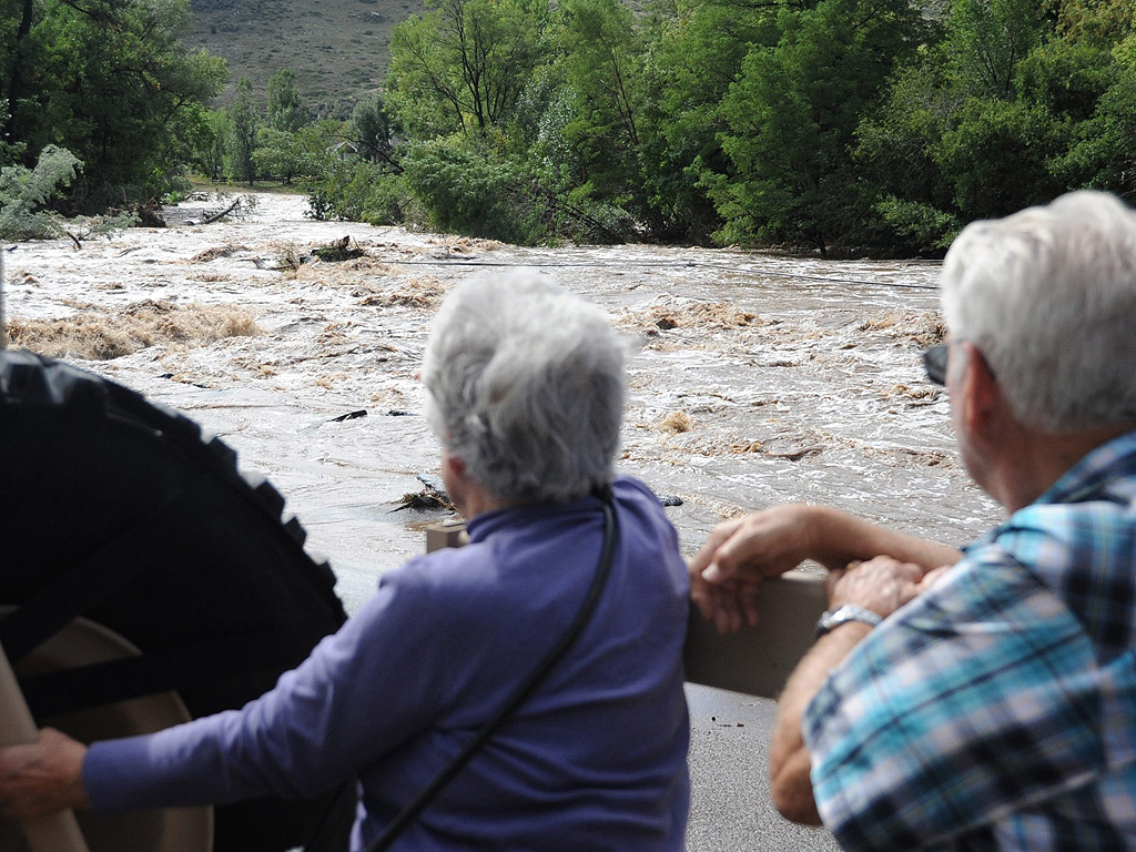 Това са едни от най-тежките наводнения в Колорадо в историята. 11 700 души са били евакуирани. Над 1500 къщи са били разрушени, а близо 18 хил. са понесли щети. Голям брой пътища и мостове са повредени.