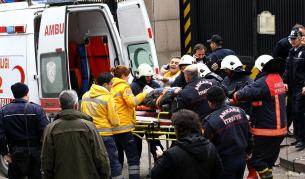 Тежка автобусна катастрофа взе над 20 жертви в Турция