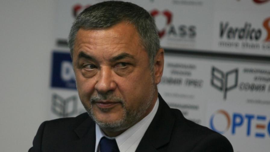 Валери Симеонов, председател на Националния фронт за спасение на България (НФСБ)