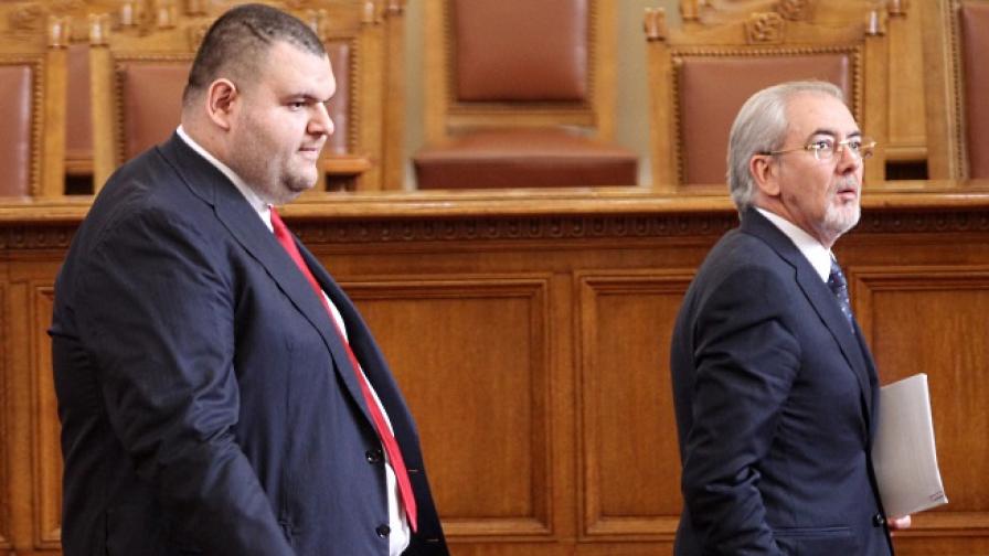 Делян Пеевски и Лютви Местан в Парламента