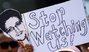 АНС събирала милиони контакти от имейли и чатове