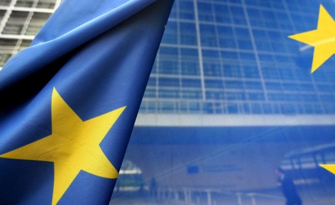 ЕК няма данни за наплив от българи и румънци в ЕС