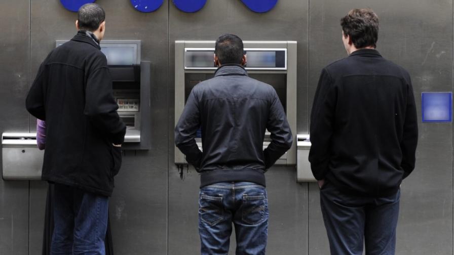 Проблем в "Борика" спря за кратко банкоматите