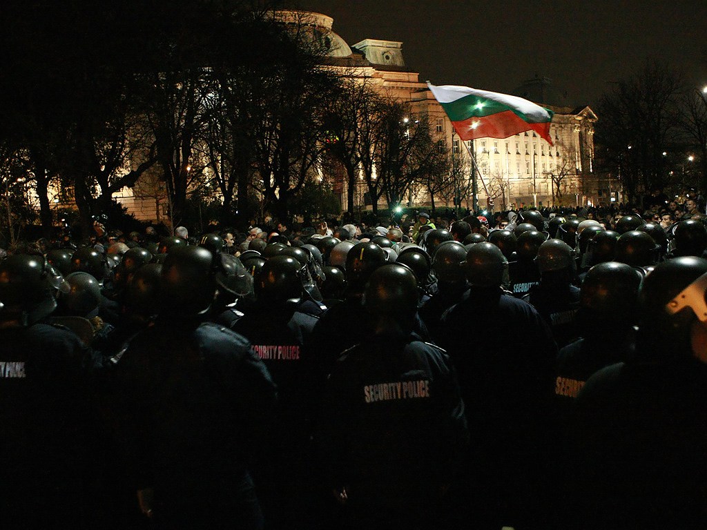 Очаквано напрежение на утрешния митинг в София