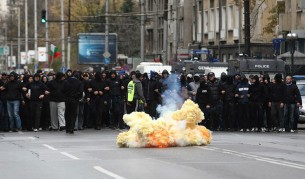 18 задържани на футболното дерби в София