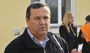 Социалният министър Хасан Адемов