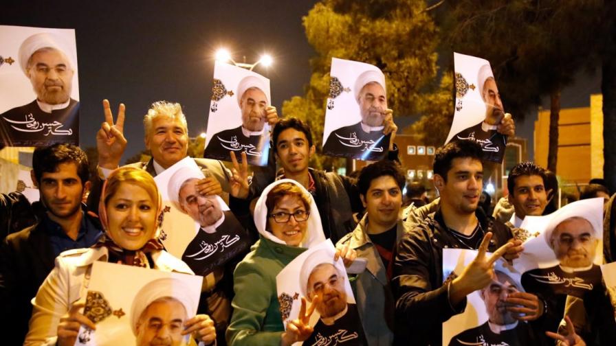 В Иран чакаха преговарящите за урана като победители
