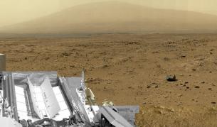 Повърхността на Червената планета, снимана от марсохода "Кюриосити"