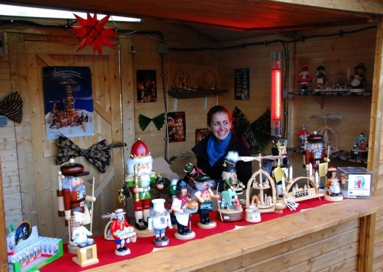 Коледният базар в София - снимка 15