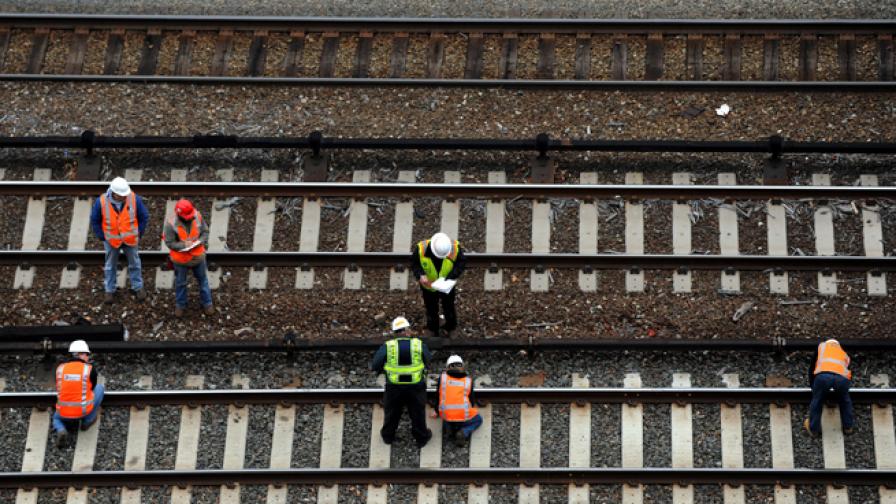 Френските железници похарчили 15 млрд. евро за негодни влакове