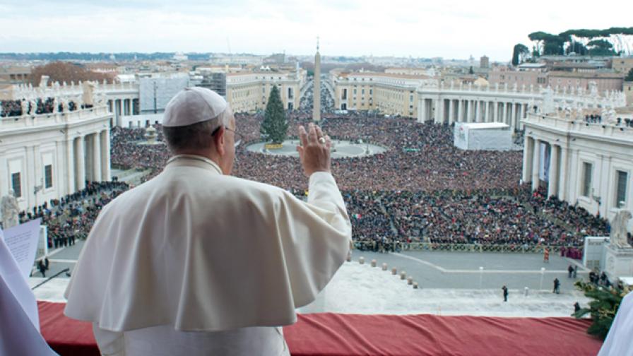 Папа Франциск се помоли за мир по света