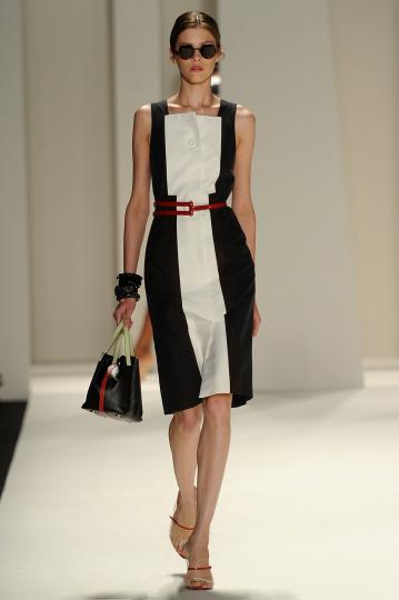 Тенденции пролет/лято 2012 - черно&бяло - снимка 98