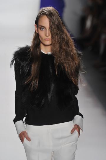 Тенденции пролет/лято 2012 - черно&бяло - снимка 48